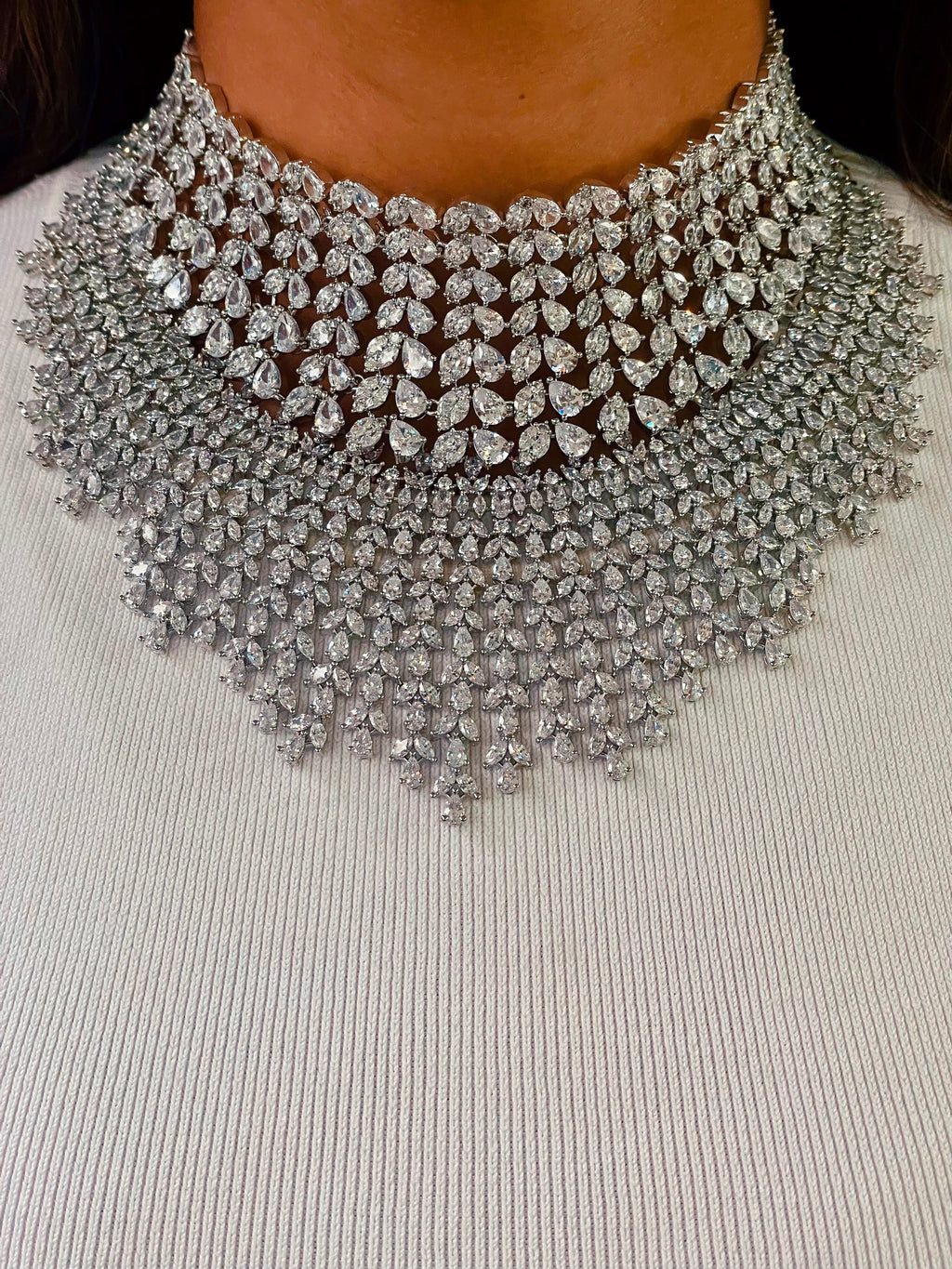 Maharani Heart & Diamond & Honeybee Dimonte Necklace Maharani Set — front view — Prerto