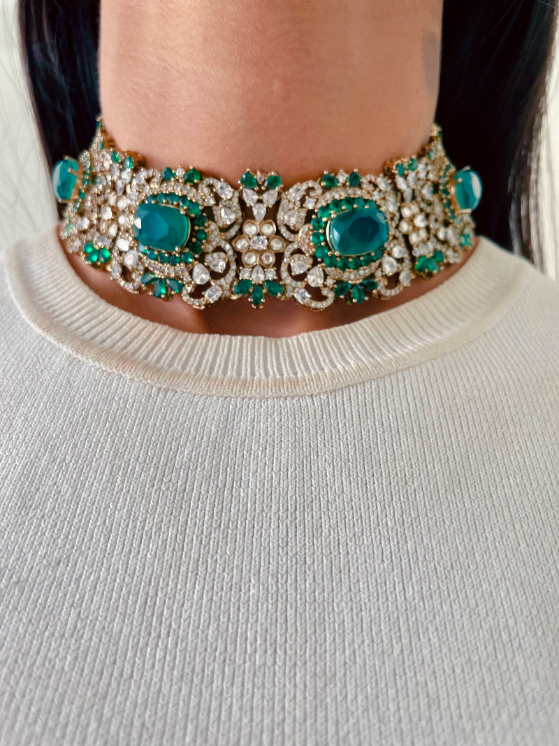 Elina Emerald Moissanite Diamond Polki Kundan Royal Choker Necklace Set — front view — Prerto