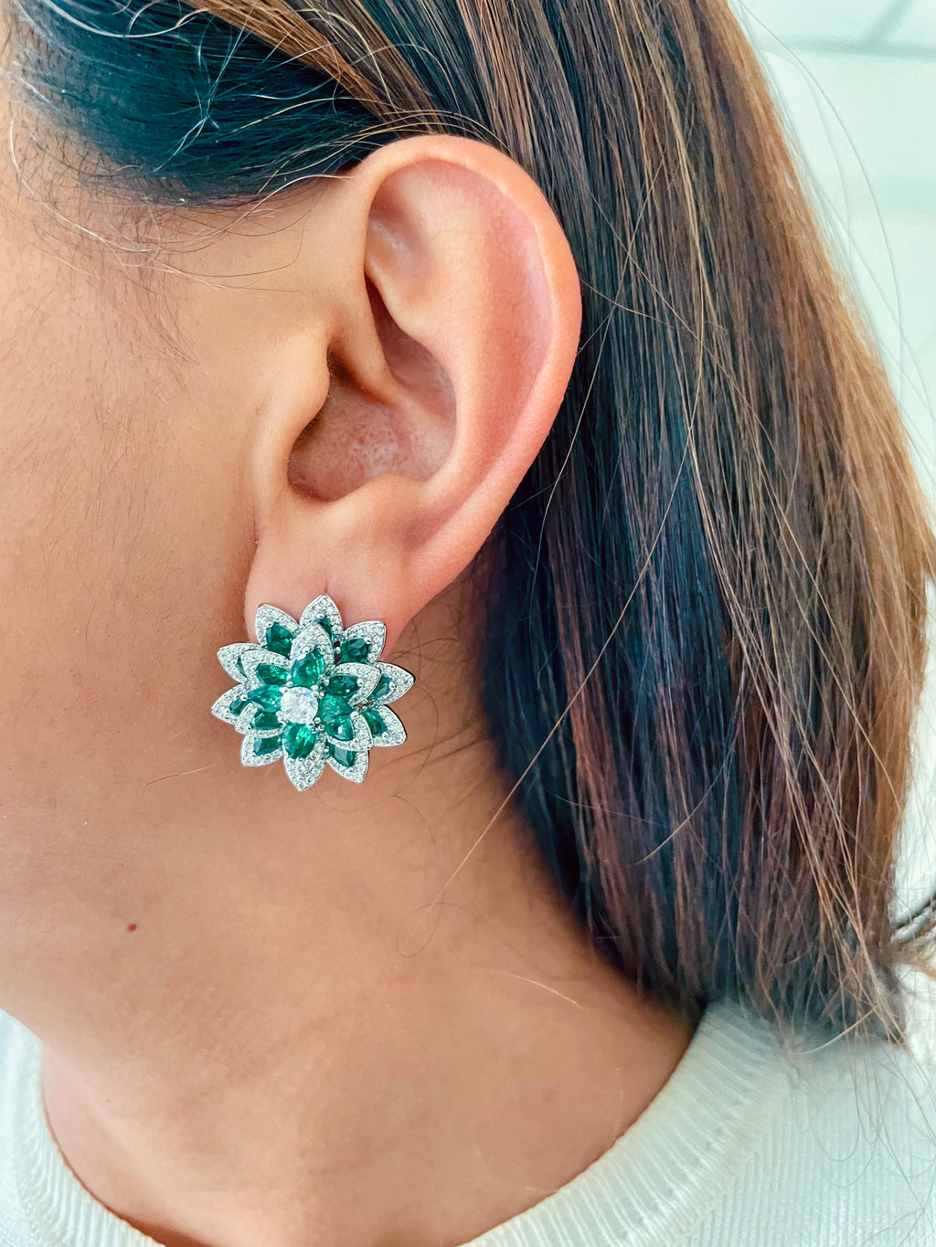 Alisha Emerald Floral Diamond Garden Choker Necklace Set — worn on model — Prerto