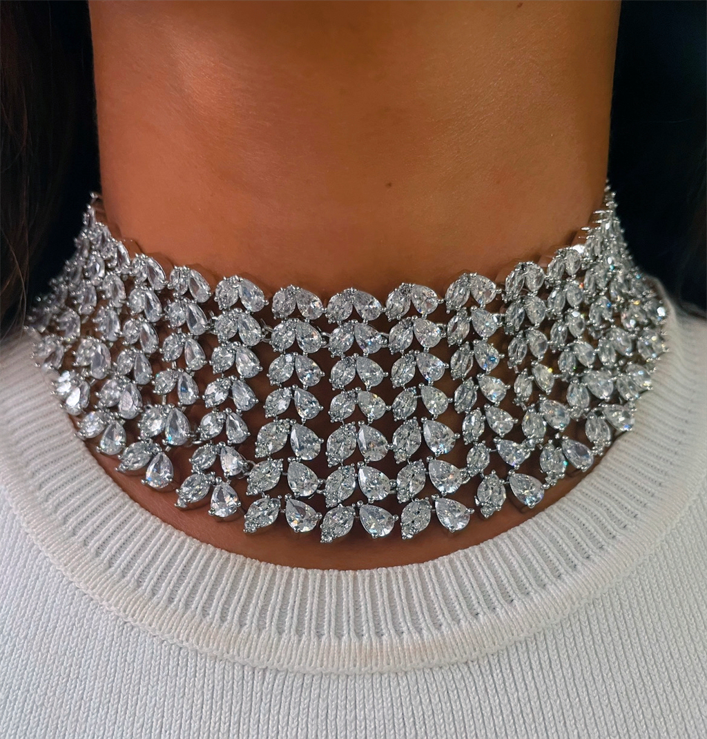 Maharani Heart & Diamond & Daffodil Diamond Duo Necklace Set — front view — Prerto