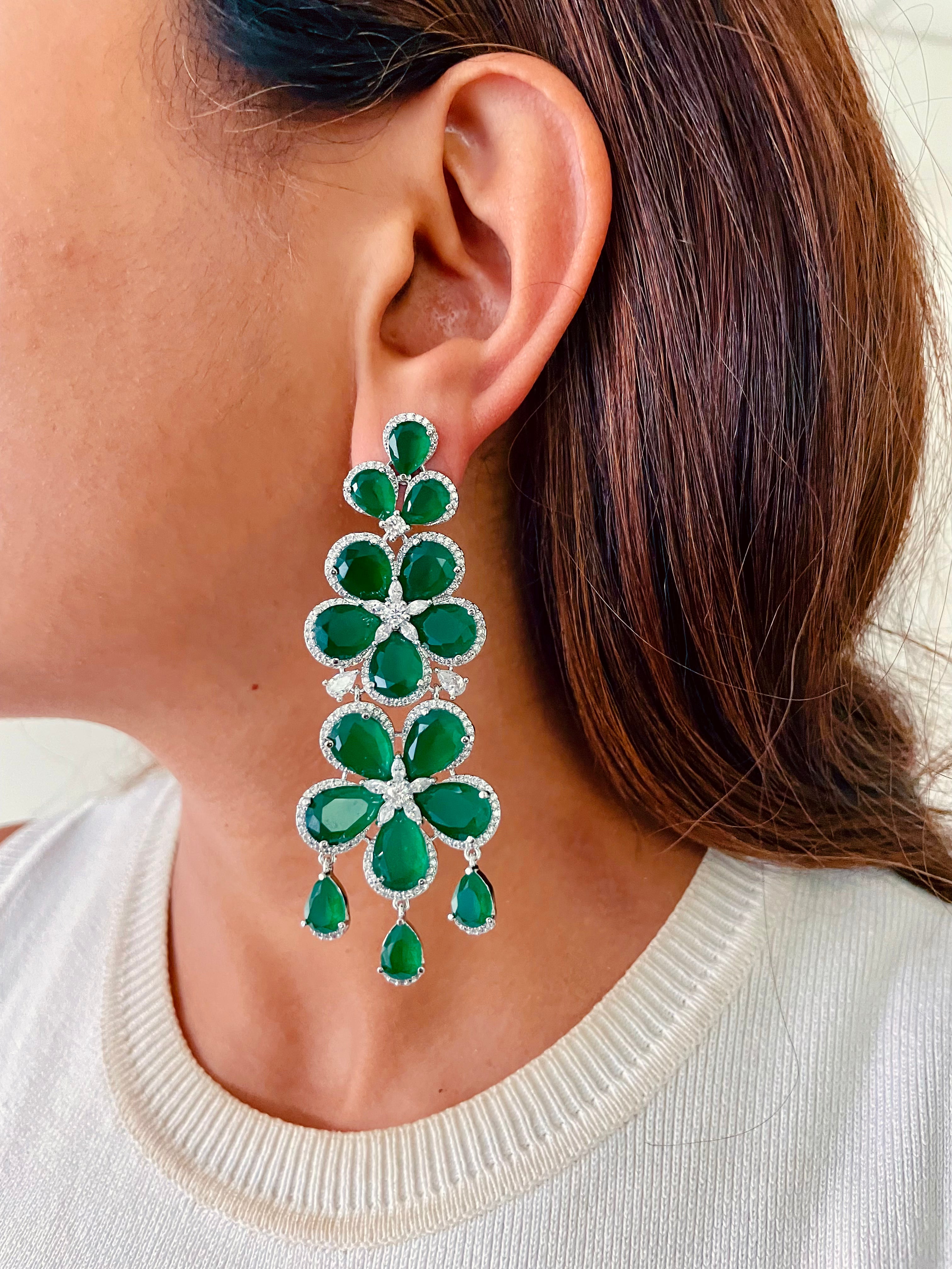 Alina Emerald Dynasty Floral Majesty Diamond Choker Necklace Set — worn on model — Prerto