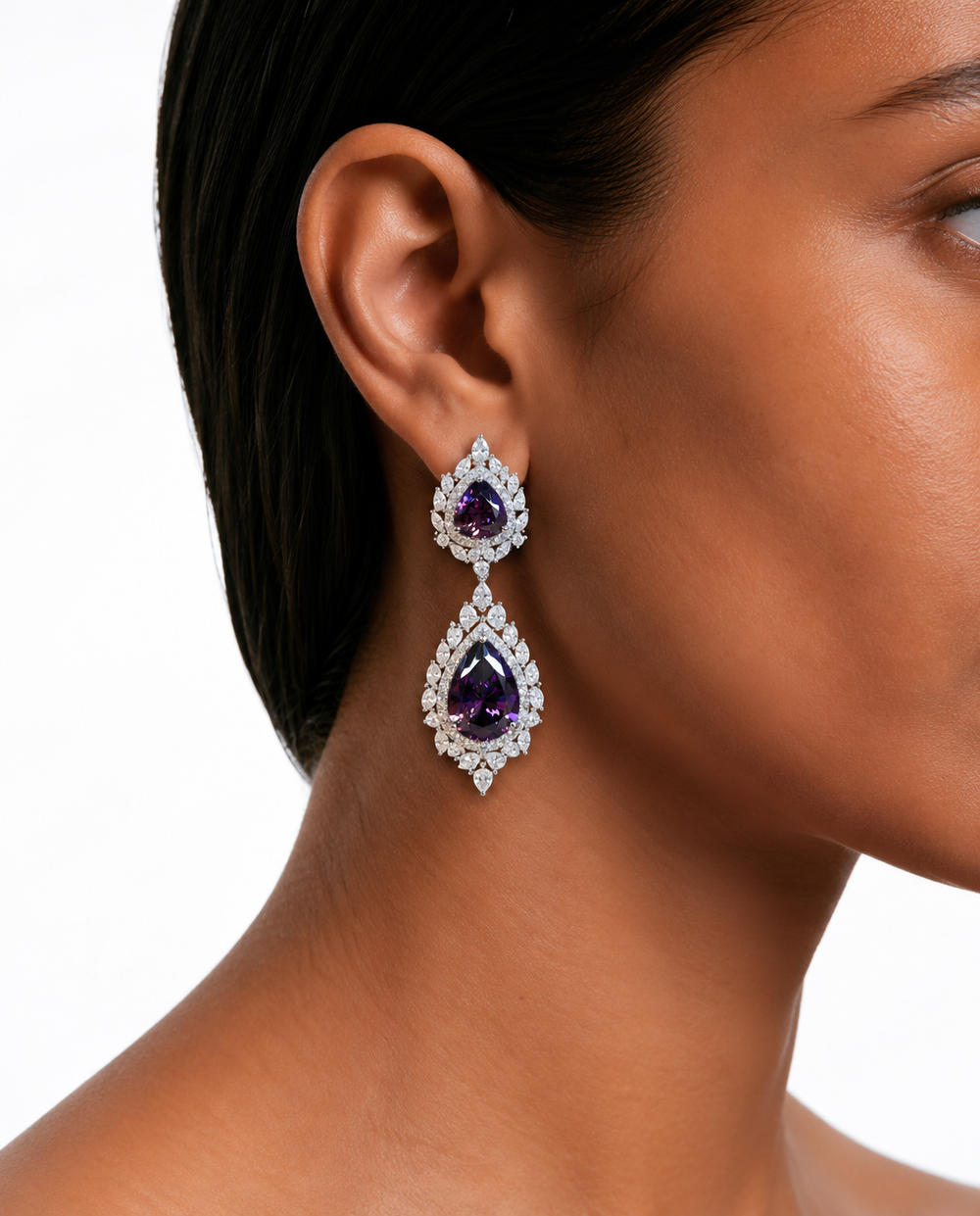 Conjunto de collar de circonitas con forma de diamante y lágrima de corazón morado Mishka - Collar y aretes