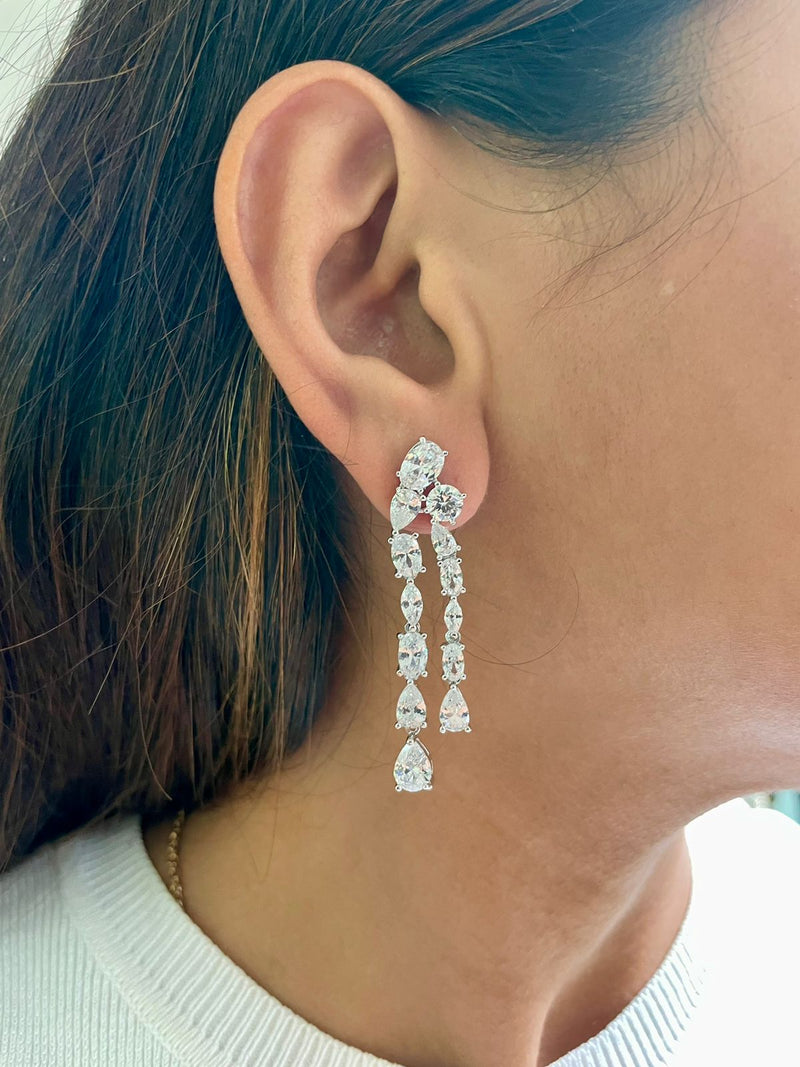 BeeLeaf Diamond Statement Necklace Set — worn on model — Prerto