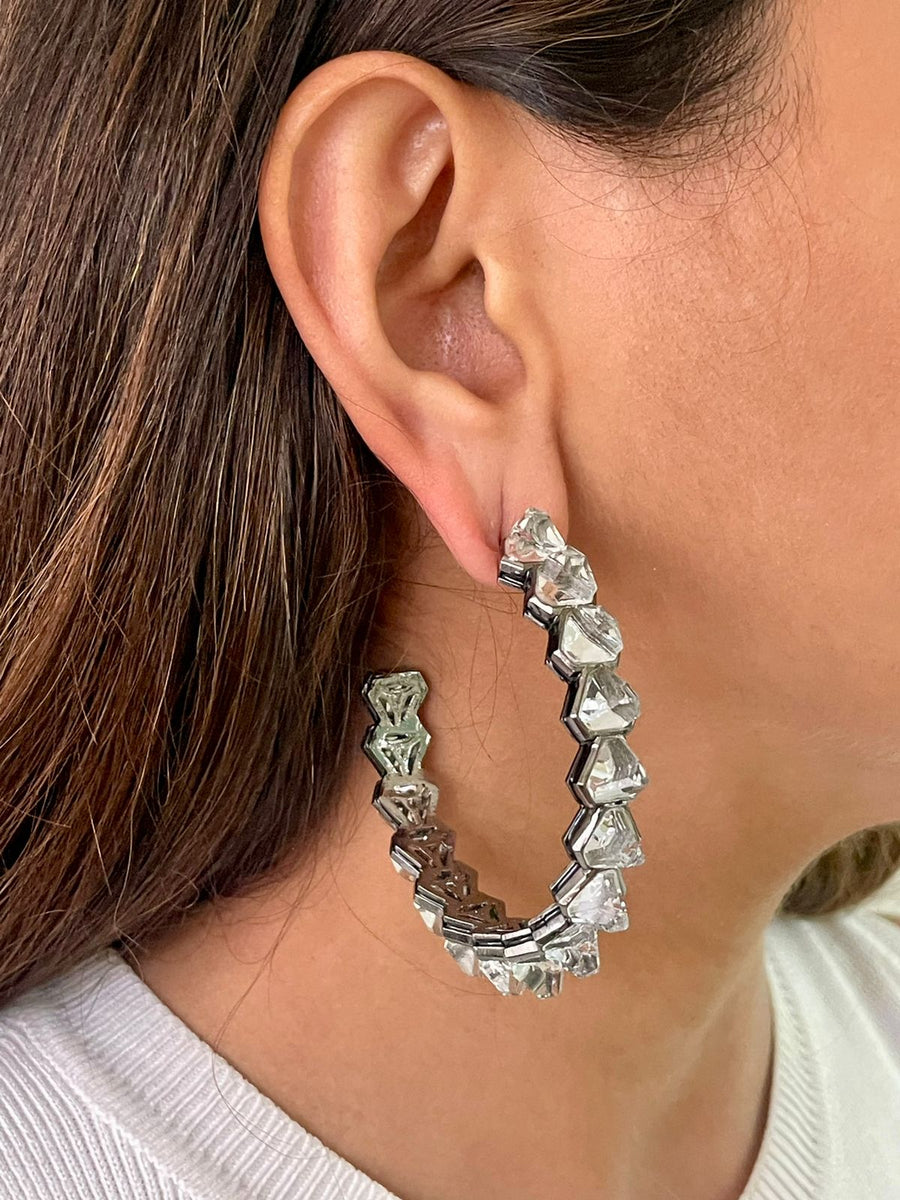 Boucles d'oreilles en diamant entrelacées