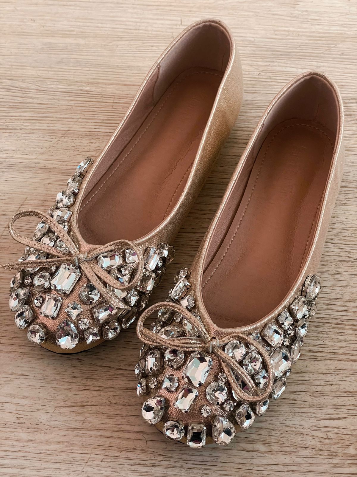Bow Dimonte Champagne Jutti Ballerina Shoes by Prerto — front view