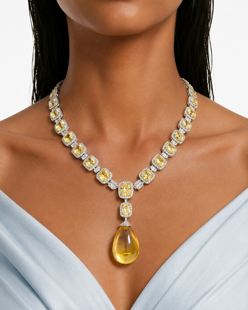 Maharani citrien kussen gesneden met zirkoondetails en grote citrien stenen kettingset & Areziya citrien diamantachtige zirkoon verklaring kettingset Kettingset (2 kettingen en 2 oorbellen)