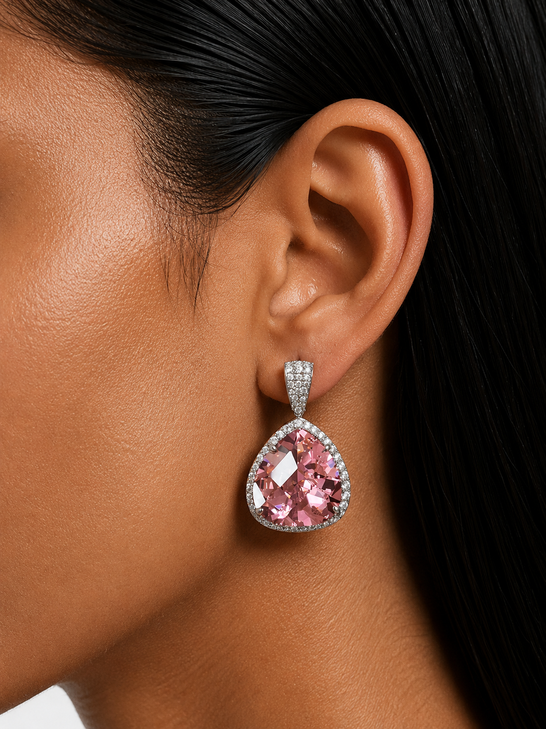 Élodie Pink Heart Pendant Diamond-Like Zircon Necklace Set – Necklace & Earrings