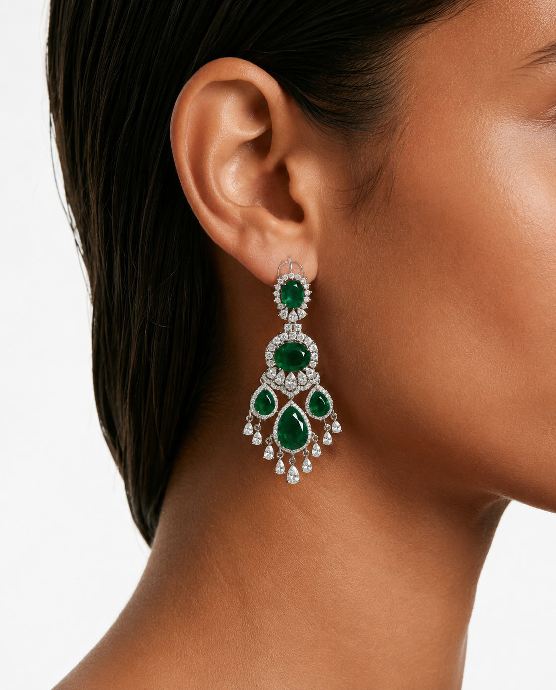 Mahnoor Emerald & Diamond-Like Zircon Diamond Detailing Statement Necklace Set – Necklace & Earrings