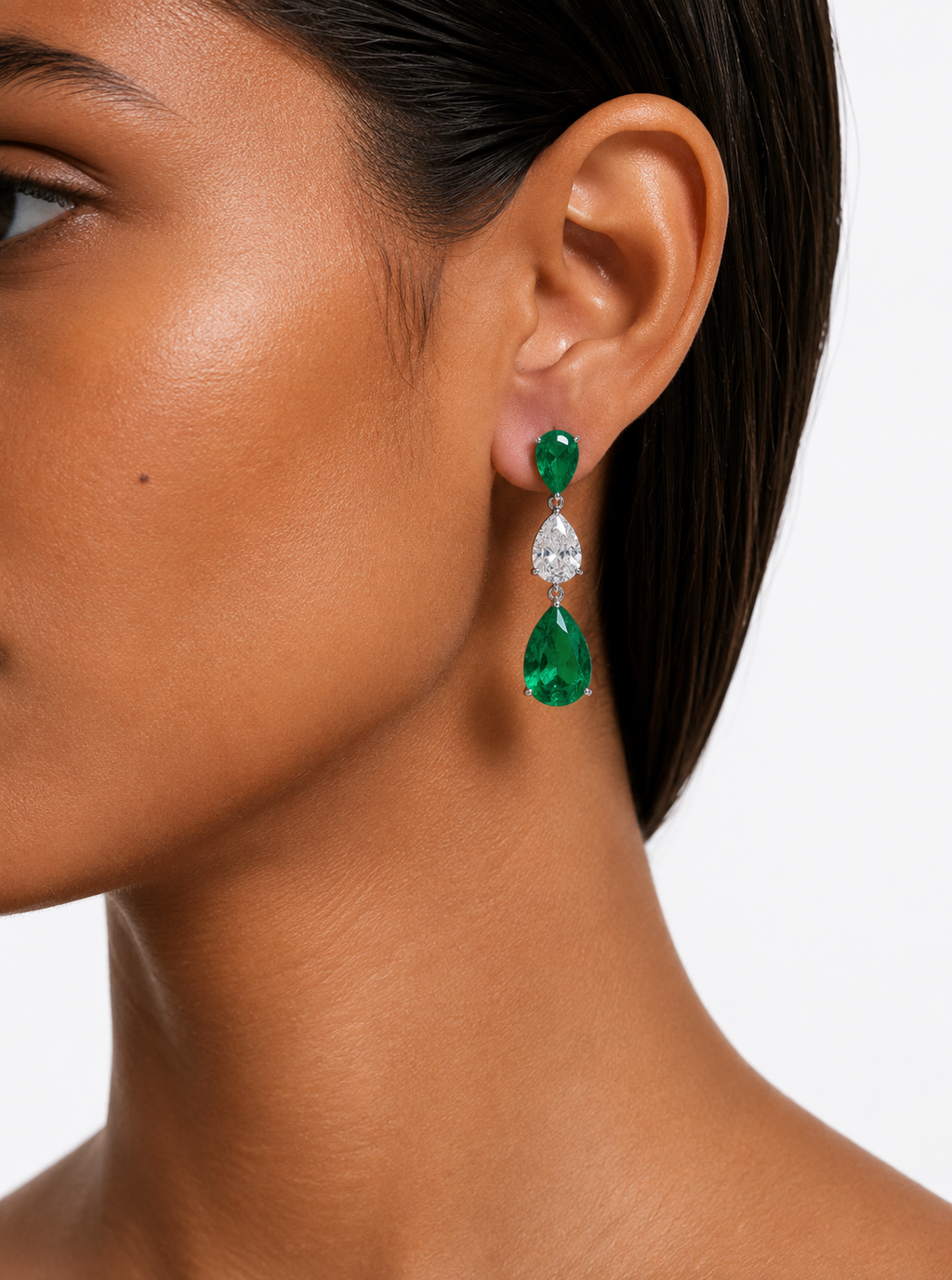 Mireya Emerald Diamond-Like Zircon Teardrop Necklace Set – Necklace & Earrings