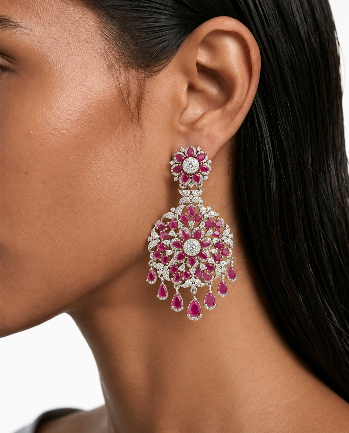 مجموعة قلادة هاسدي على شكل قطرة اللؤلؤ من أدور روبي مينا ديمونتي (قلادة وأقراط)