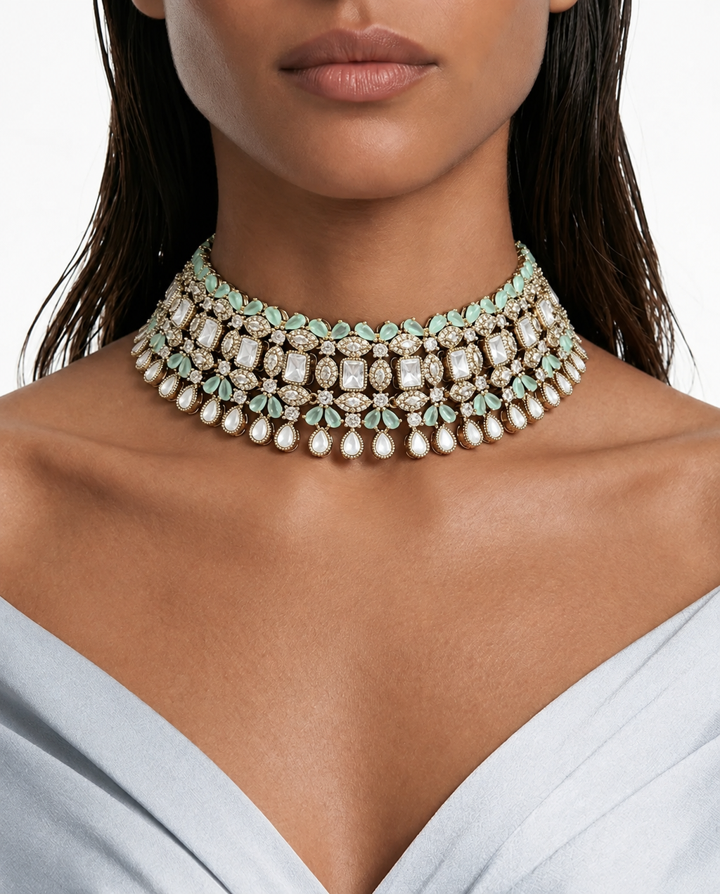 Juego de collar Polki Kundan de moissanita de diamantes y menta Leya: collar, aretes y Maang Tikka
