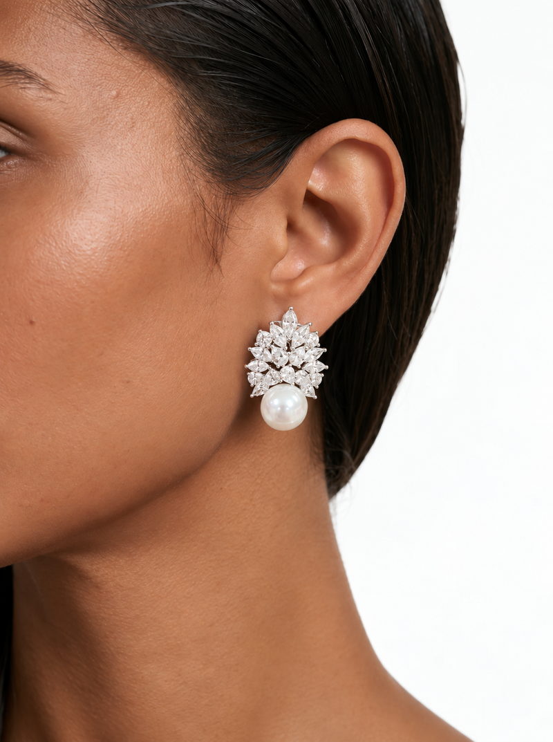 Poppy Pearl Floral Diamond-Like Zircon Necklace Set – Necklace & Earrings