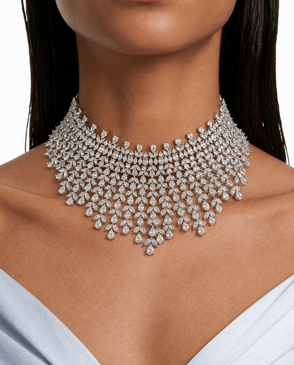 Maharani Heart & Diamond Necklace Set & Honeybee Diamante ketting set (ketting, Maang Tikka & 2 oorbellen)