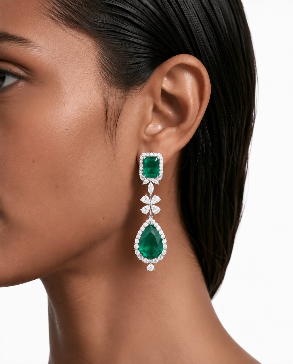Avela Emerald Drop Necklace Set – detail view | PRERTO