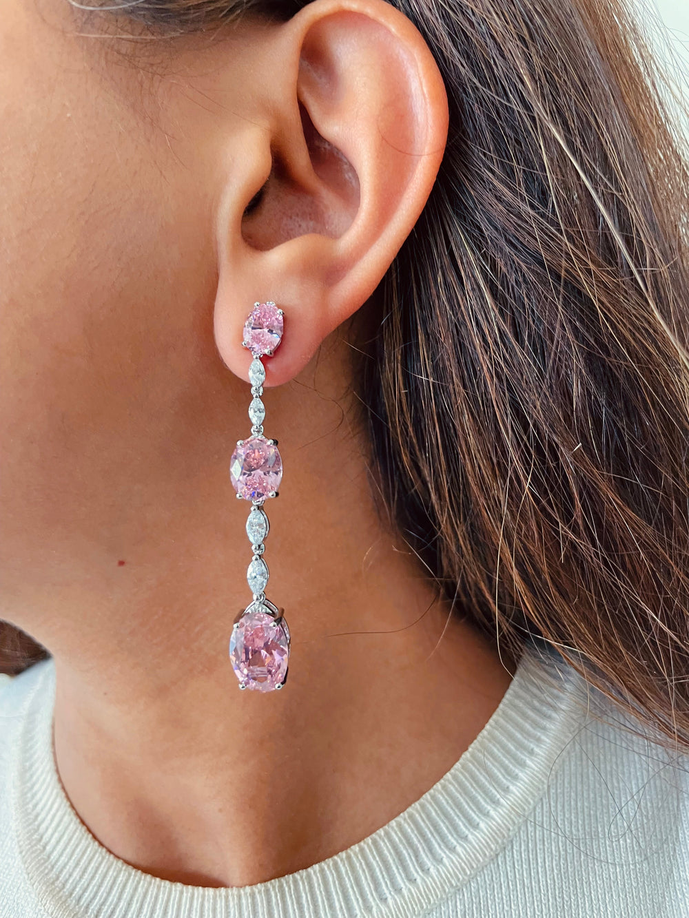 Anicka Blossom Oval Diamond Line Necklace Set — worn on model — Prerto