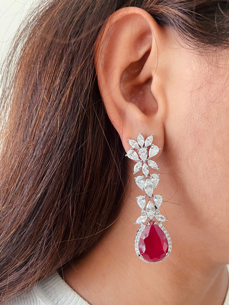 Ruby Elliptic Dimonte Necklace & Earrings Set — worn on model — Prerto