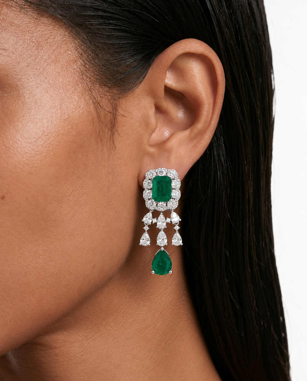Conjunto de collar y gargantilla con forma de pera y circonitas tipo diamante esmeralda Tekn - Collar y aretes