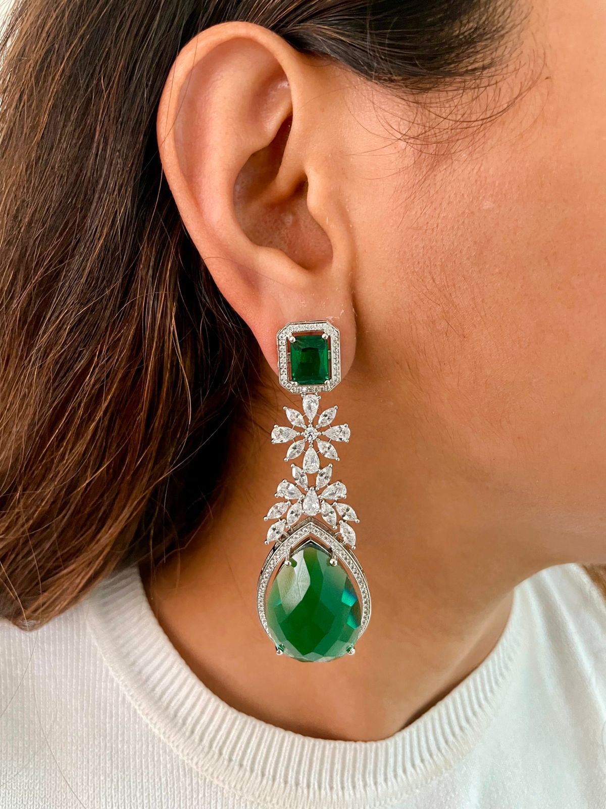 Emerald Drop Dimonte Floral Necklace Set — worn on model — Prerto