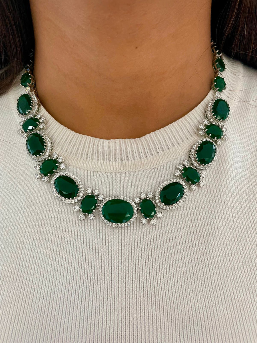 Maharani Emerald Oval Diamond Detail Line Necklace Set & Bow Emerald Diamond Necklace Set (Necklace & Earrings)