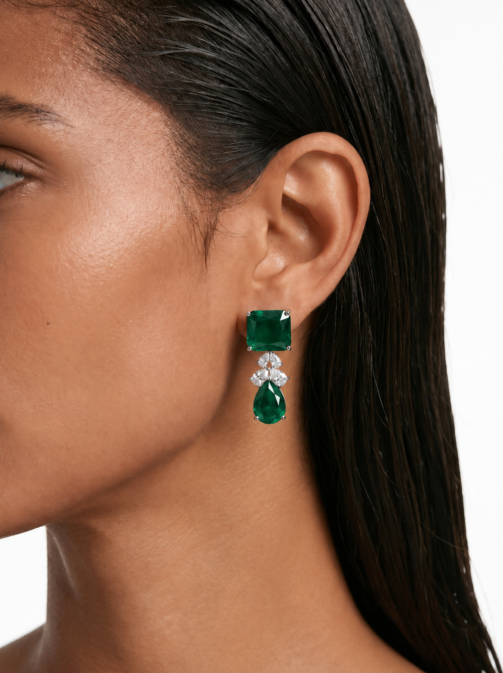 Maharani Amalina Emerald Luxe Couture & Emerald Square Single Line Tennis Diamond Necklace Set (2 colliers et 2 boucles d'oreilles)