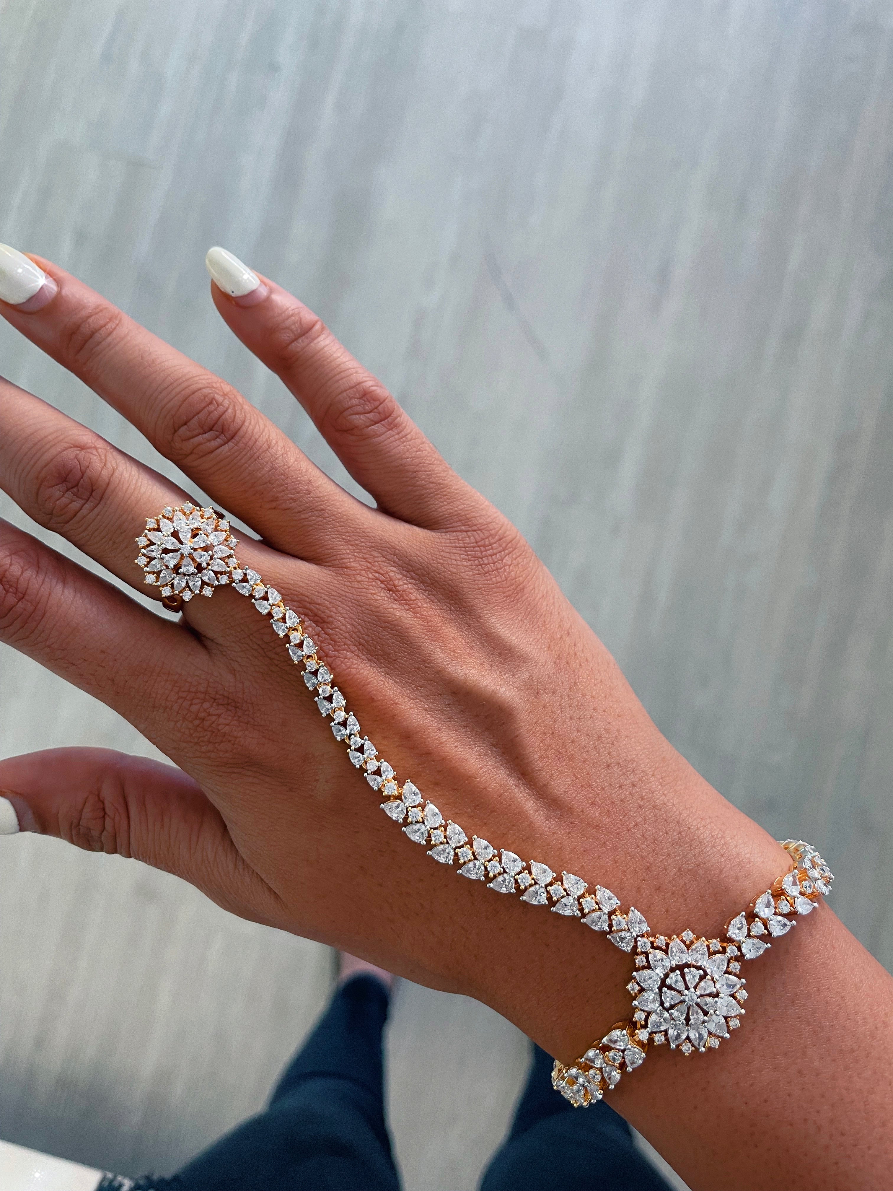 Zar-e-Gulshan Diamond Court Haath Phool Hand Harness by Prerto — Indian bridal mehndi