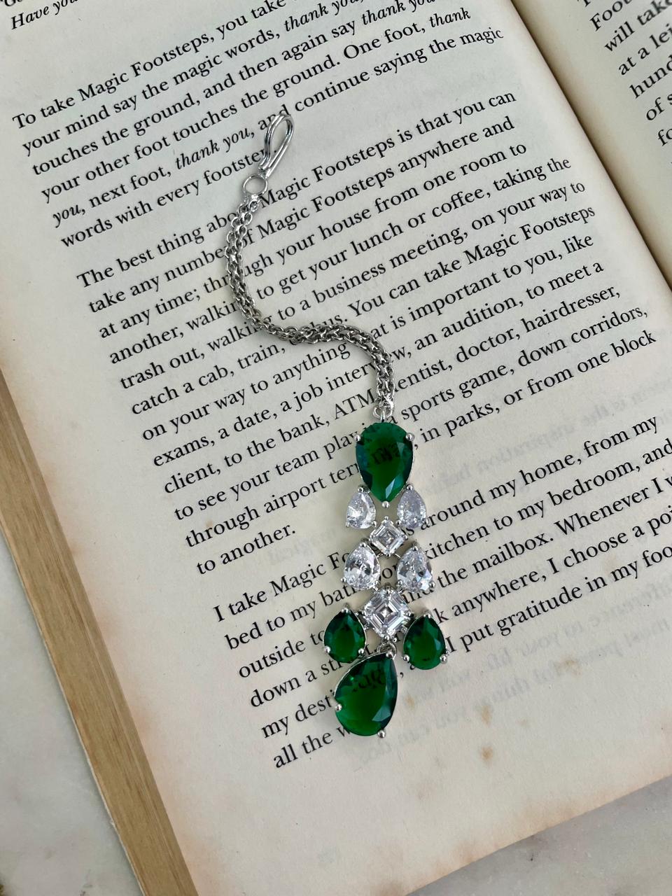 Geometric Drops Statement Emerald & Diamond Necklace Set — detail view — Prerto