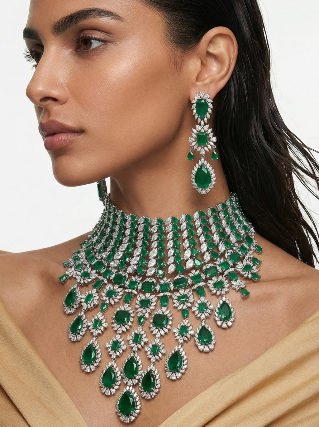 Maharani Abbey Emerald & Heart Emerald Diamond Duo Necklace Set — detail view — Prerto