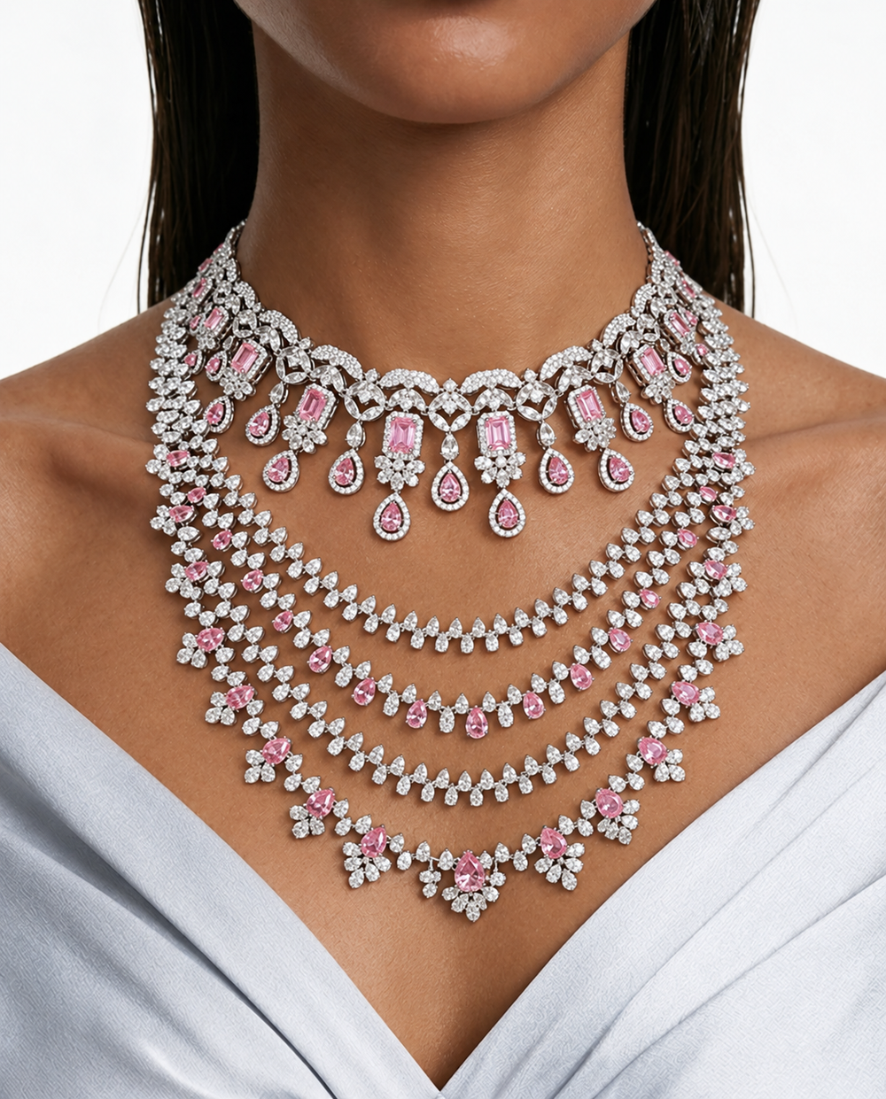 Juego de collar llamativo de cuatro capas en color rosa Maharani Fia y diamantes rosas Aarvi (2 collares y 2 aretes)
