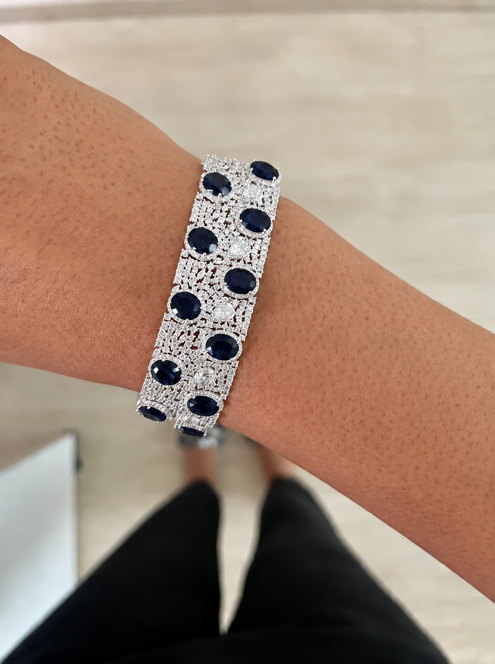Pulsera de celosía de circón tipo diamante con zafiro Somi