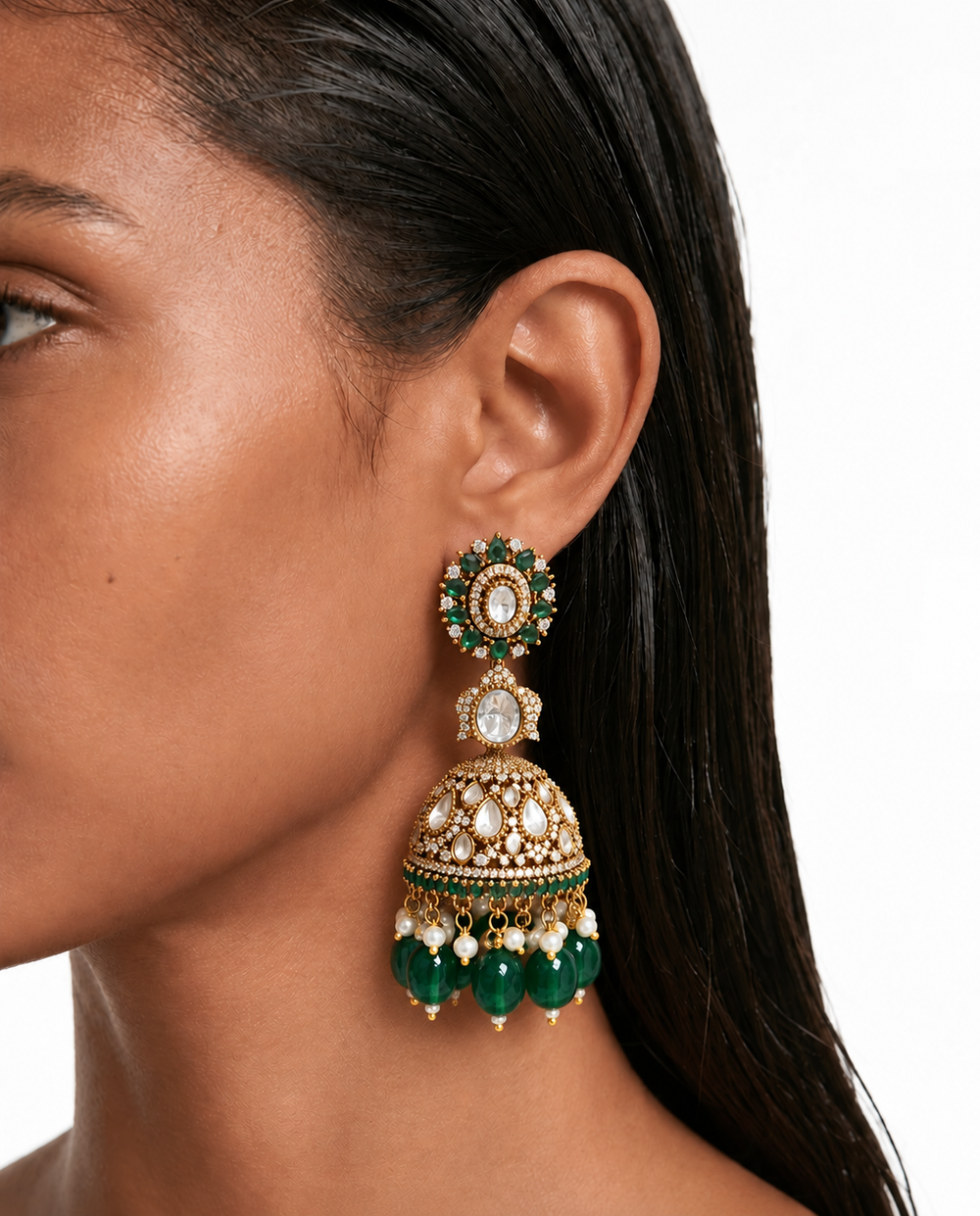 Padmika Conjunto de collar y gargantilla nupcial de Moissanite Polki Kundan con perlas de rubí y esmeralda, collar y aretes