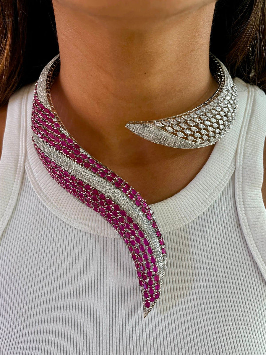 Ruby Infinite Orchid Diamond Collar Set (collar y aretes)