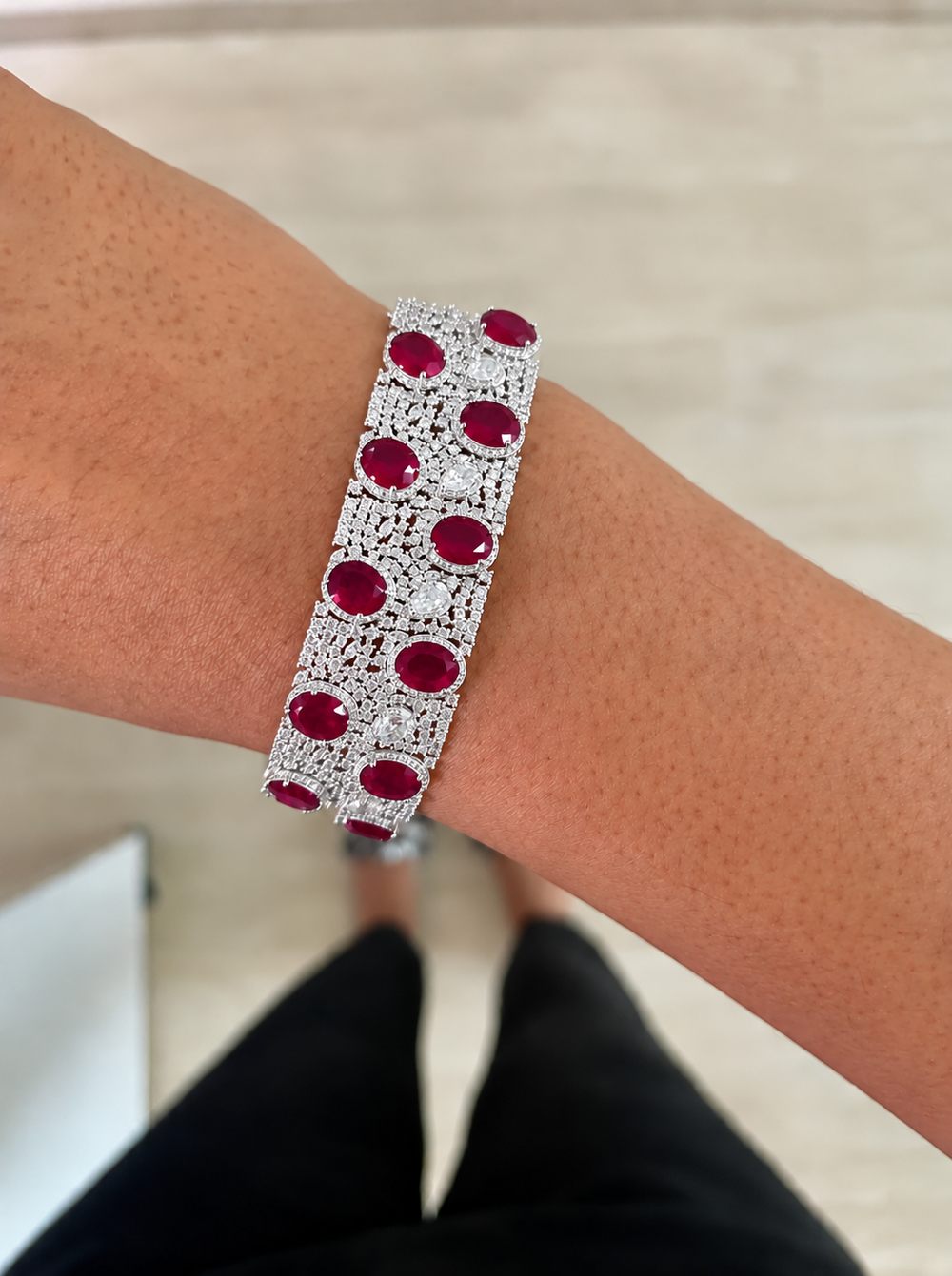 Bracelet en treillis de zircon de type diamant rubis Somi