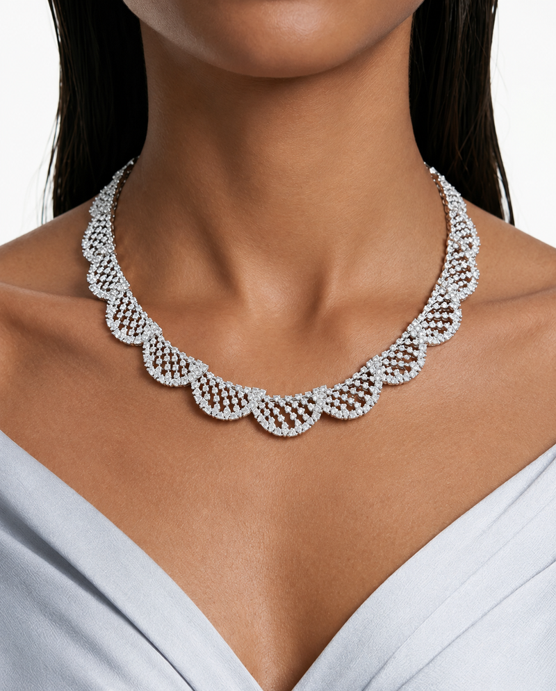 Ire Scallop Diamond-Like Zircon Necklace Set – Necklace & Earrings