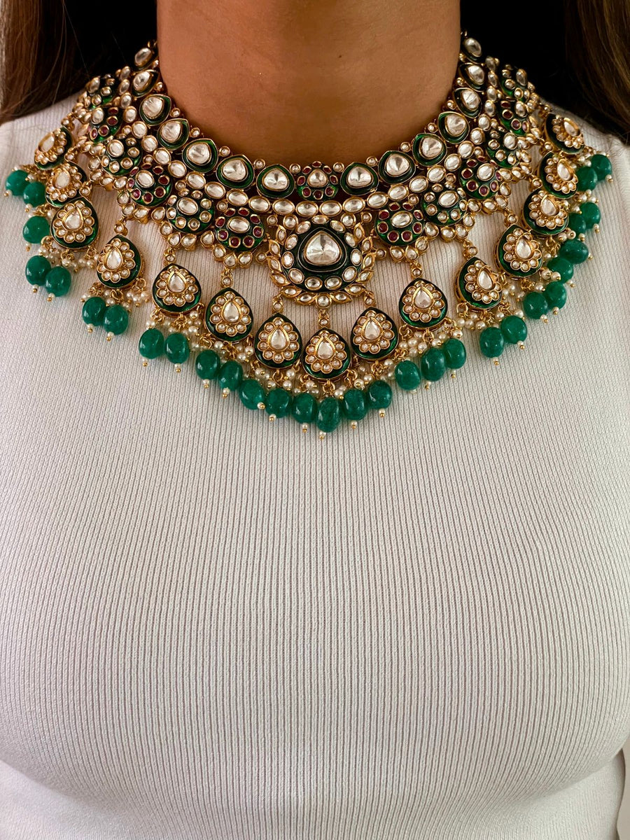 Maharani Esmeralda Meena Kundan Collar por perla (Pendientes y collar)