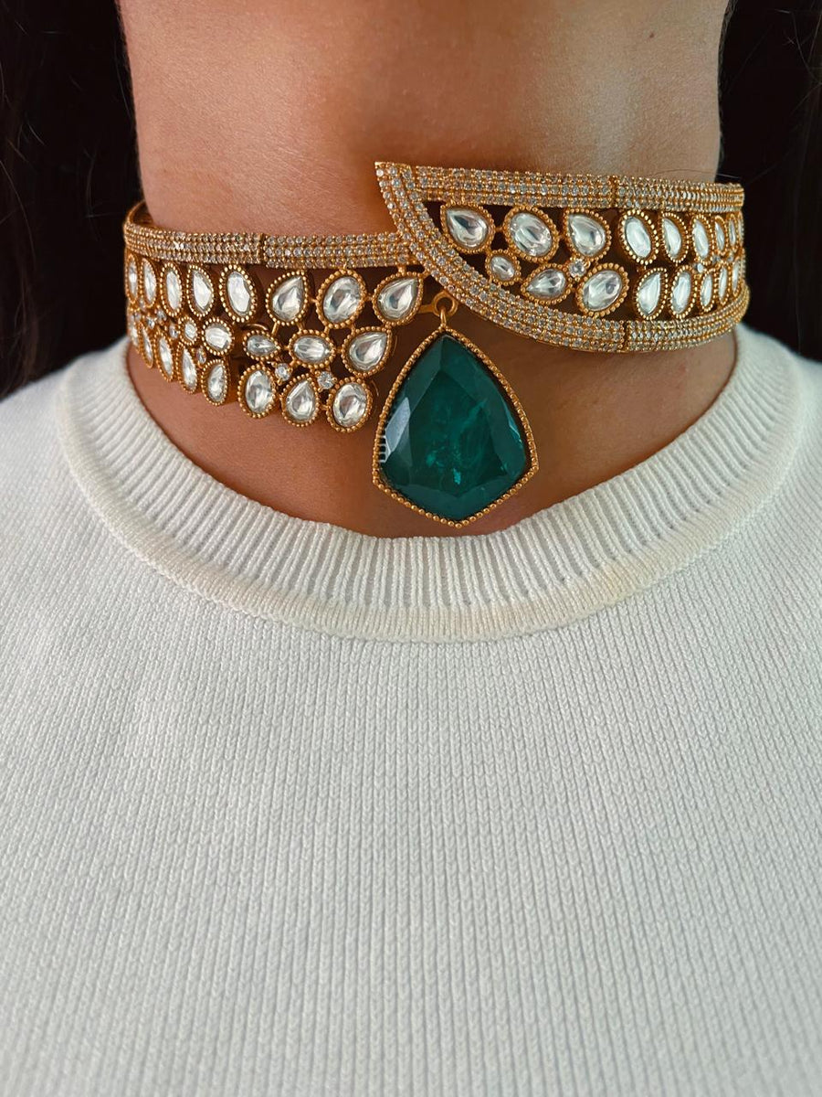 Statement Emerald Drop Kundan Polki Diamond Detail Choker Set (Necklace & Earrings)