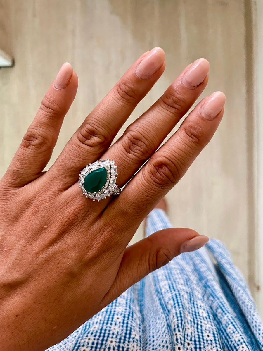 Tear Drop Emerald Dimonte Ring