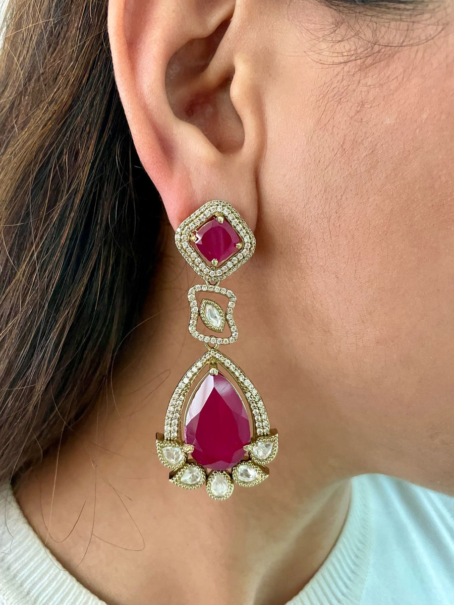 Adoor Ruby Meena Dimonte珍珠滴hasdi项链套件（项链和耳环）