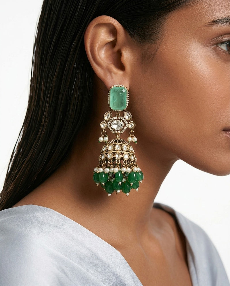 Myra Emerald Mint Moissanite Polki Kundan Pendant Necklace Set — worn on model — Prerto