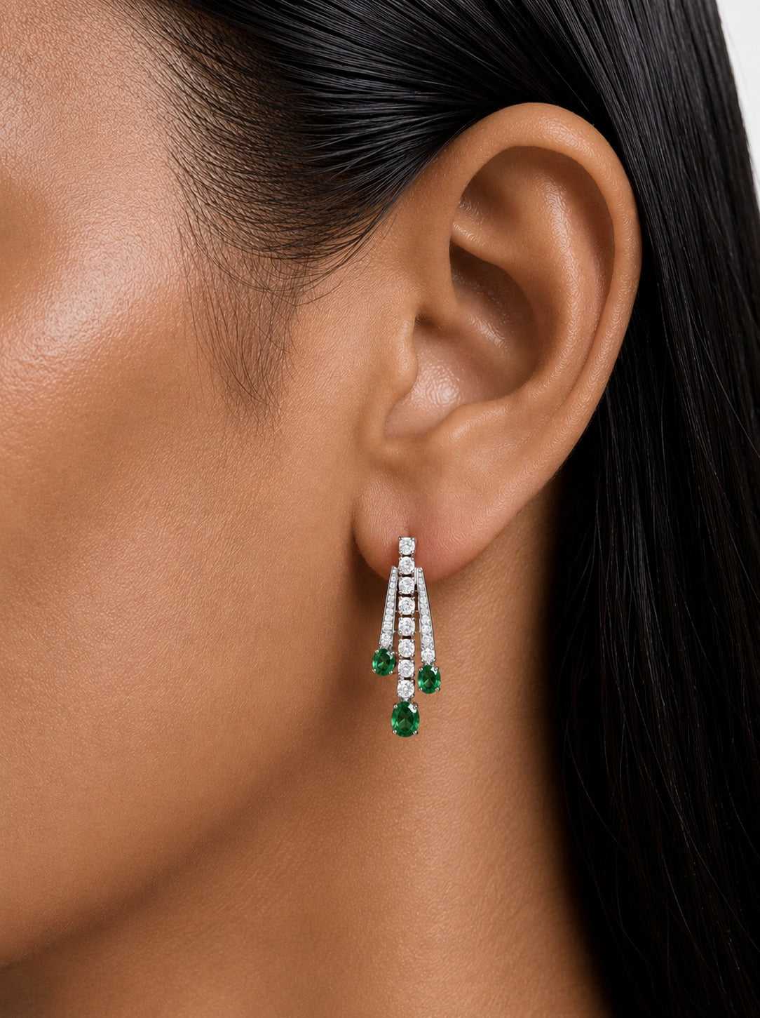 Emerald Elara Diamond-Like Zircon Necklace Set (Necklace & Earrings)