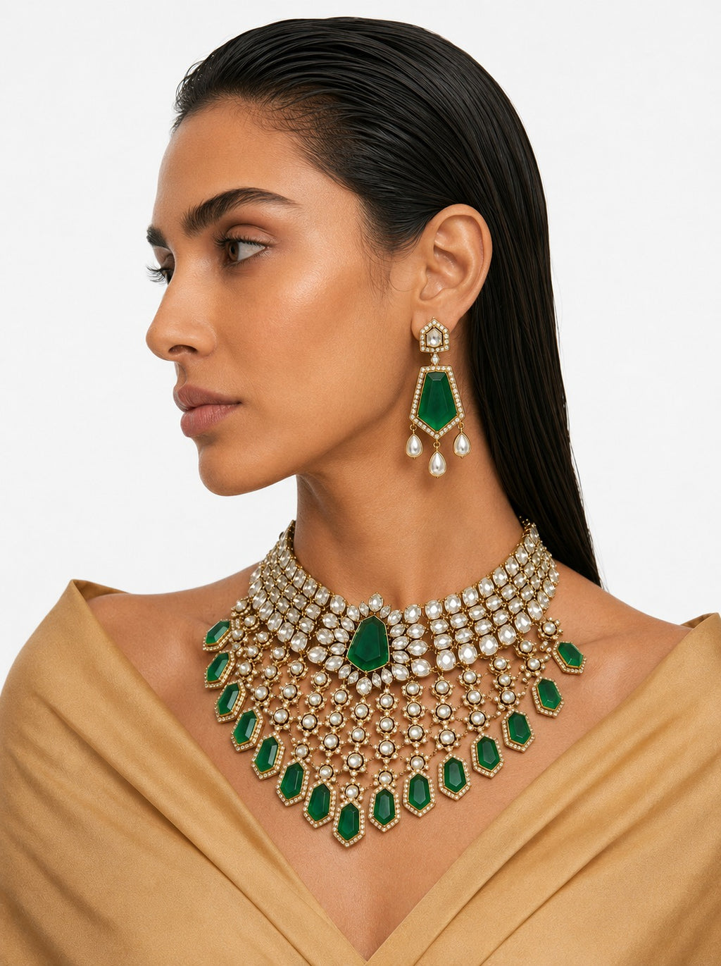 Zarmin Emerald & Moissanite Polki Kundan with Zircon Diamond Detailing Bridal Choker Set – Necklace & Earrings