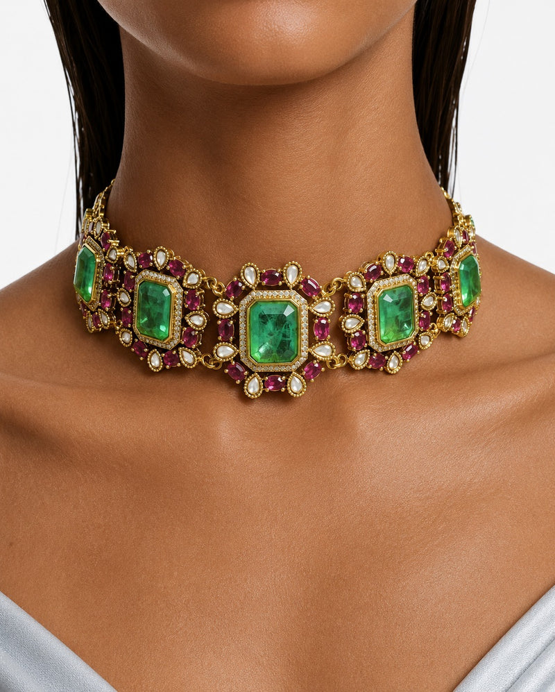 Aabroo Parels & Moissanite Polki Kundan met Mintgroene Stenen & Zirkoon Diamanten Detaillering Verklaring Kettingset – Ketting en oorbellen