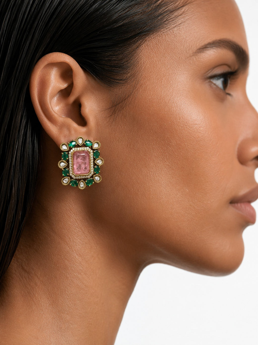 Aabroo Parels & Moissanite Polki Kundan met Veelkleurige Stenen & Zirkoon Diamanten Detaillering Verklaring Kettingset – Ketting en oorbellen