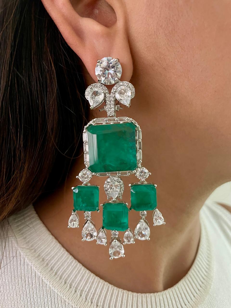 Yuri Emerald Tear Drop Dimonte Statement Necklace Set — worn on model — Prerto