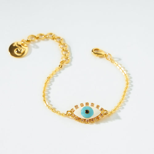 Evil Eye Gold Charm Bracelet — close-up detail — Prerto
