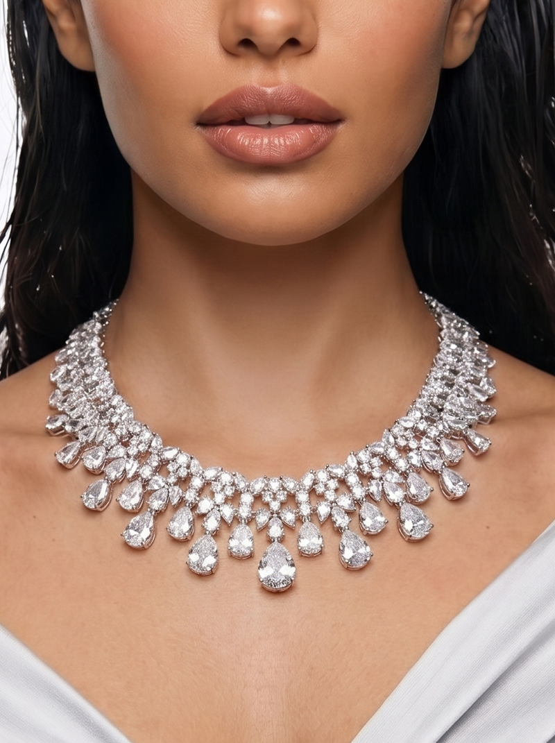 Daffodil Diamond Setting Jewellery Set — detail view — Prerto