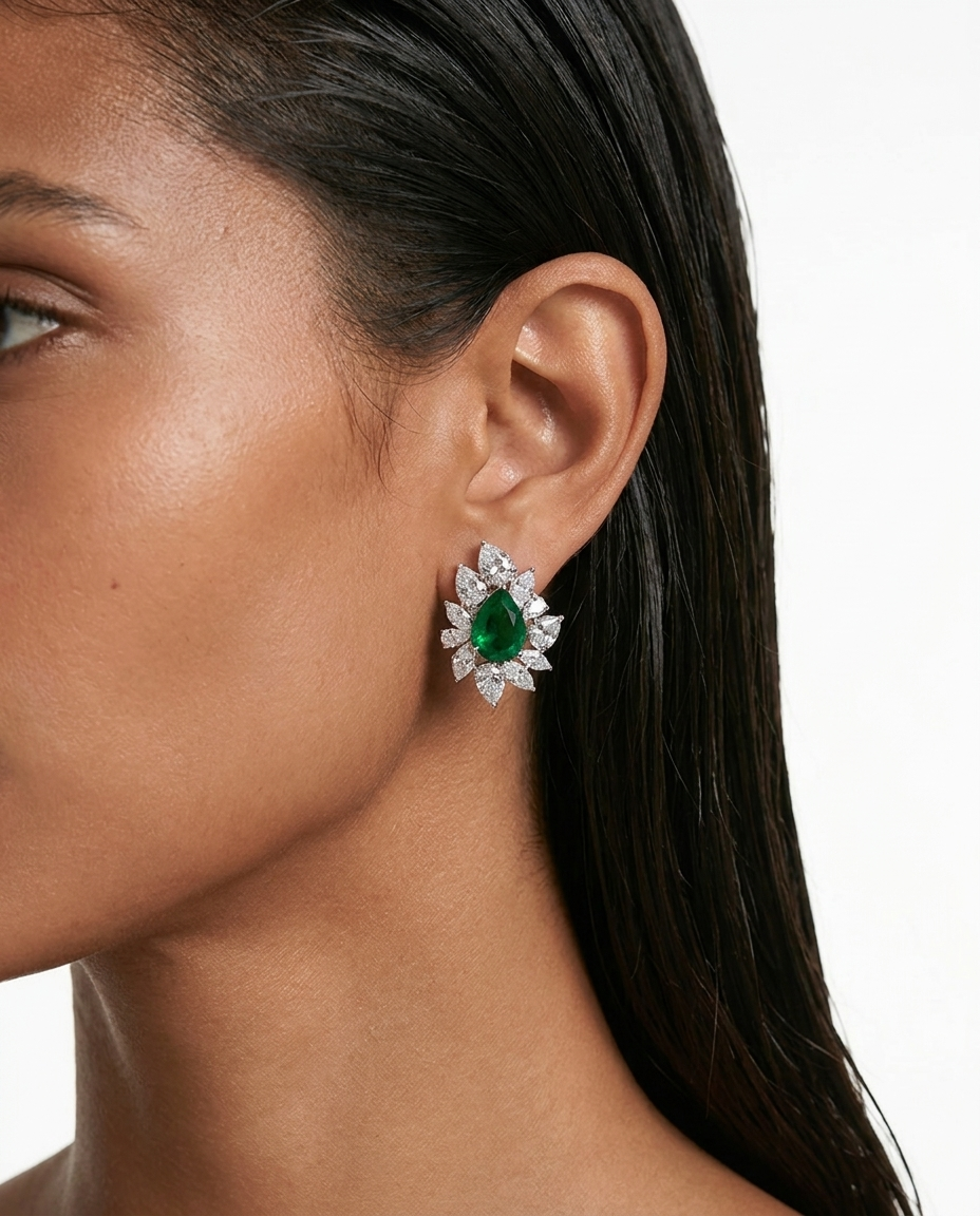 Lunéa Diamond-Like Zircon Emerald Floral Stud Earrings