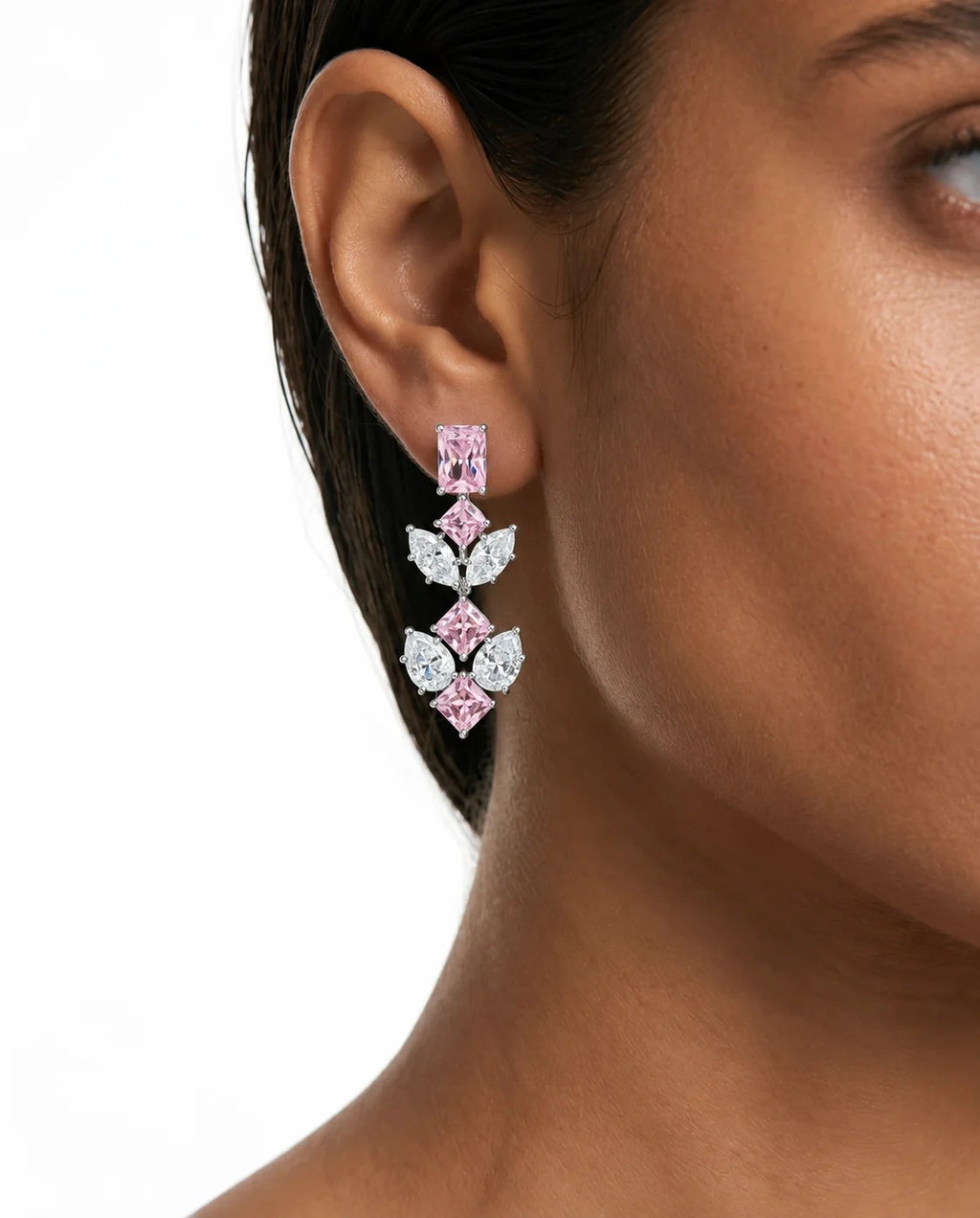 Conjunto de collar con diamantes en forma de hoja rosa de Maharani Aarvi y diamantes en forma de hoja rosa (2 collares y 2 aretes)
