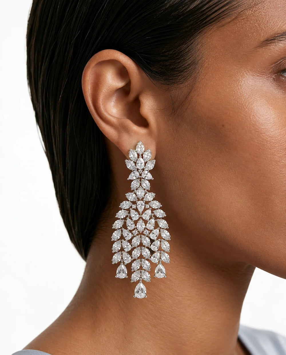 Juego de collar de diamantes con forma de corazón y gota de doble línea de diamantes Maharani Winnie (2 collares y 2 aretes)