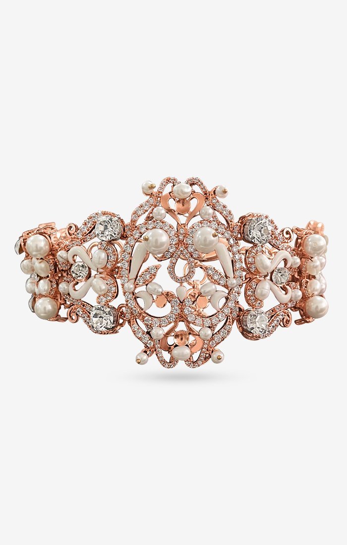 Laira Baroque Pearl Diamond Choker — worn on model — Prerto