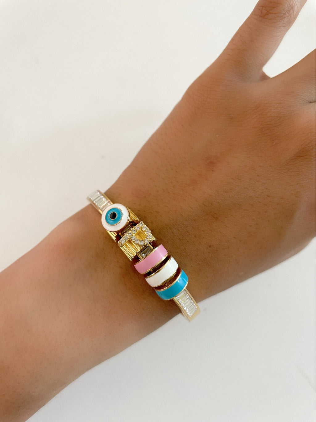 Memories Iniziale Evil Eye Multicolour Charm Bracelet — detail view — Prerto